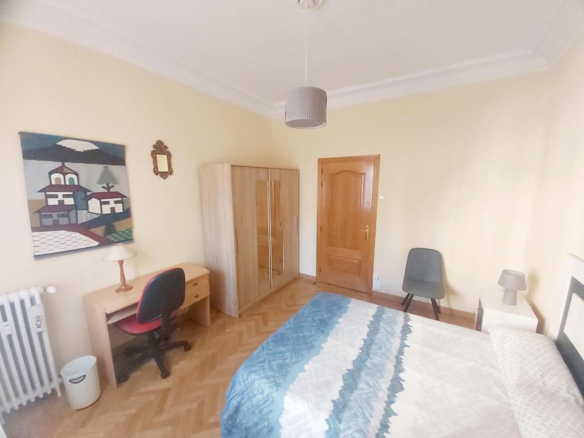 Apartamento En Retiro Apartment มาดริด ภายนอก รูปภาพ