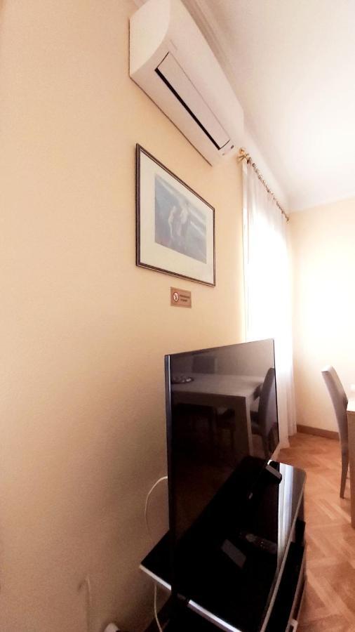 Apartamento En Retiro Apartment มาดริด ภายนอก รูปภาพ